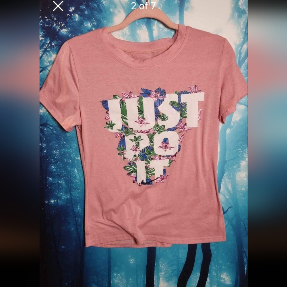 Floral print just do it pink nike tshirt